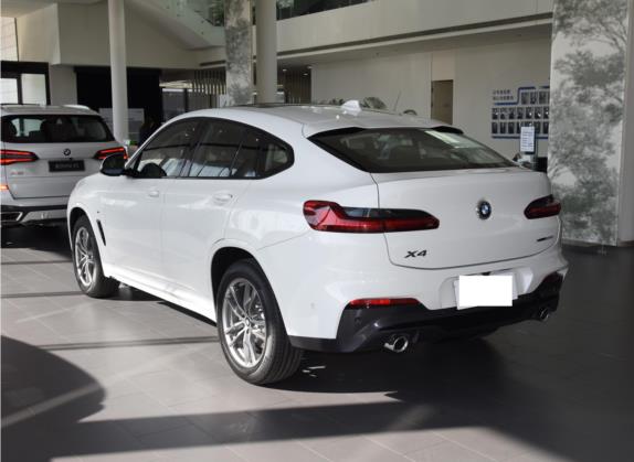 宝马X4 2021款 xDrive 25i M运动套装 外观   斜后