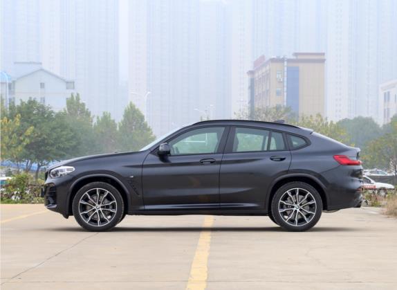 宝马X4 2021款 xDrive 25i M运动曜夜套装 外观   正侧