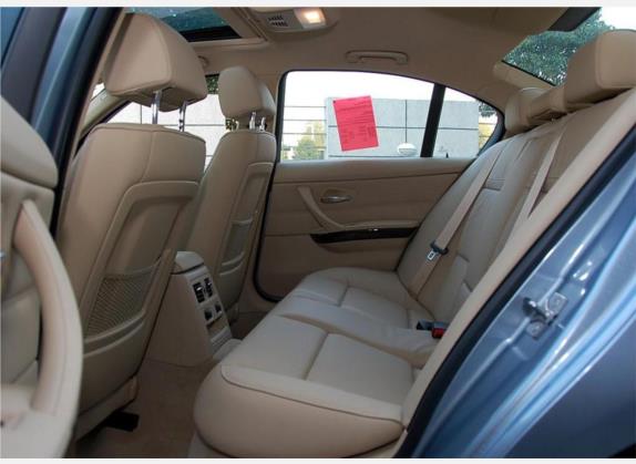 宝马3系(进口) 2010款 320i豪华型 车厢座椅   后排空间