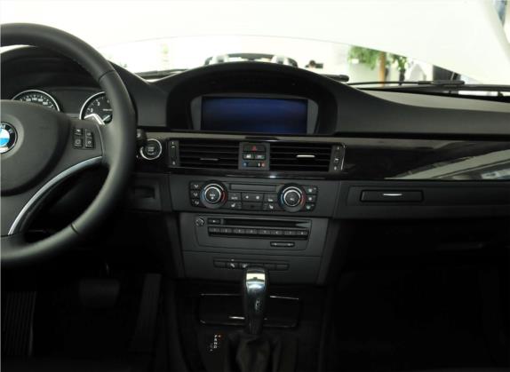 宝马3系(进口) 2011款 330i双门轿跑车 中控类   中控台