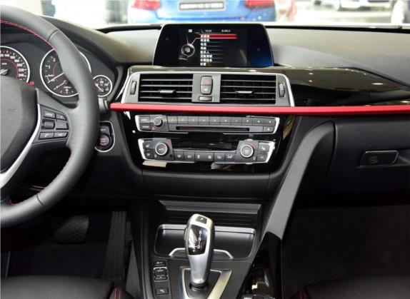 宝马3系(进口) 2016款 320i运动设计套装 旅行版 中控类   中控台