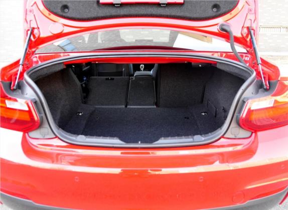 宝马2系 2014款 M235i 车厢座椅   后备厢