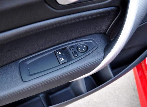宝马2系 2014款 M235i 车厢座椅   门窗控制