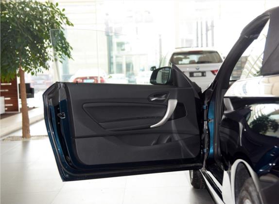 宝马2系 2015款 218i 敞篷轿跑车 车厢座椅   前门板
