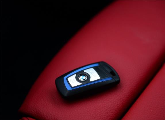 宝马2系 2015款 220i 敞篷轿跑车 M运动型 其他细节类   钥匙
