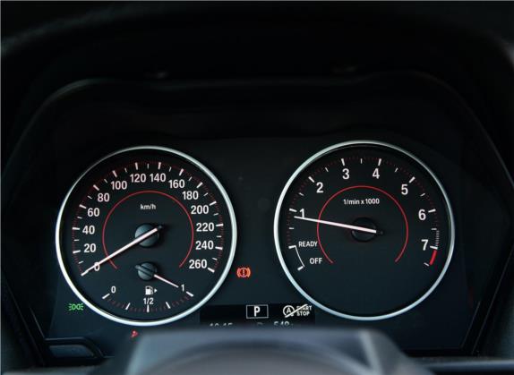 宝马2系 2015款 220i 敞篷轿跑车 M运动型 中控类   仪表盘