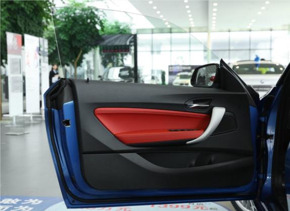 宝马2系 2017款 220i 敞篷轿跑车 M运动型 车厢座椅   前门板