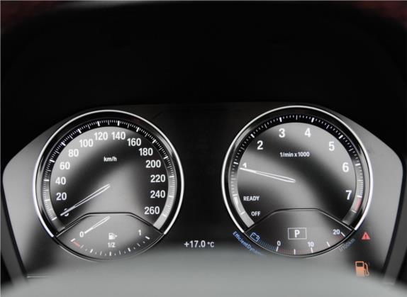 宝马2系 2018款 220i 敞篷轿跑车 运动设计套装 中控类   仪表盘