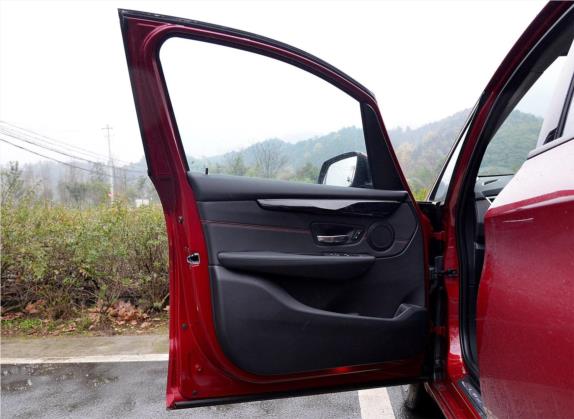 宝马2系旅行车(进口) 2015款 218i 运动设计套装 车厢座椅   前门板
