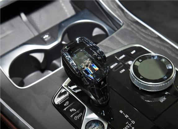 宝马X7 2019款 xDrive40i 领先型豪华套装 中控类   挡把