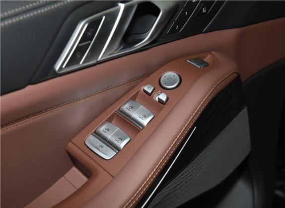 宝马X7 2019款 xDrive40i 领先型豪华套装 车厢座椅   门窗控制