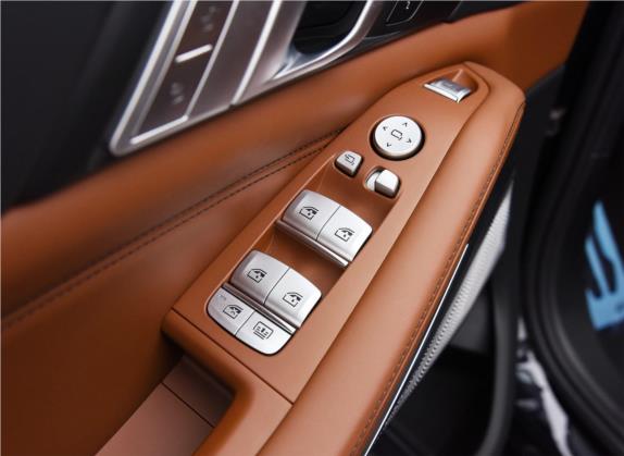 宝马X7 2019款 xDrive40i 行政型M运动套装 车厢座椅   门窗控制
