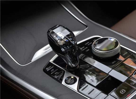 宝马X7 2020款 xDrive40i 领先型豪华套装 中控类   挡把