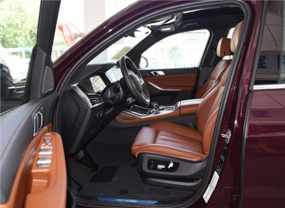 宝马X7 2020款 xDrive40i 个性化定制限量版 豪华套装 车厢座椅   前排空间