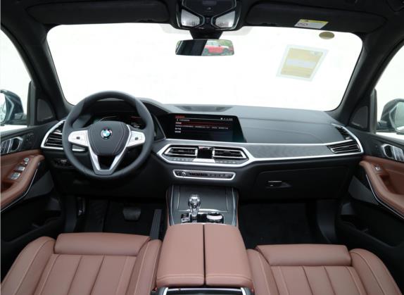 宝马X7 2021款 xDrive40i 领先型豪华套装 中控类   中控全图
