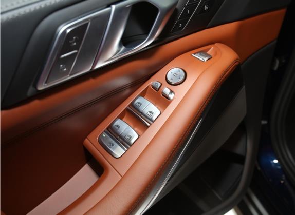 宝马X7 2021款 xDrive40i 尊享型豪华套装 车厢座椅   门窗控制
