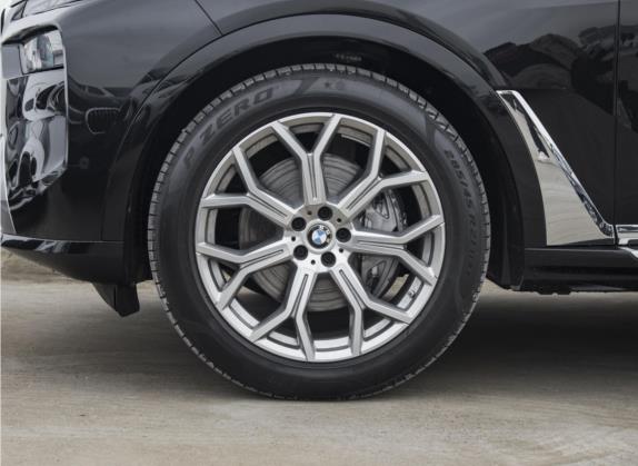 宝马X7 2023款 xDrive40i 领先型豪华套装 其他细节类   前轮
