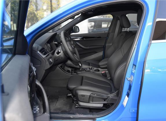 宝马X2(进口) 2018款 sDrive20i M越野套装 国V 车厢座椅   前排空间