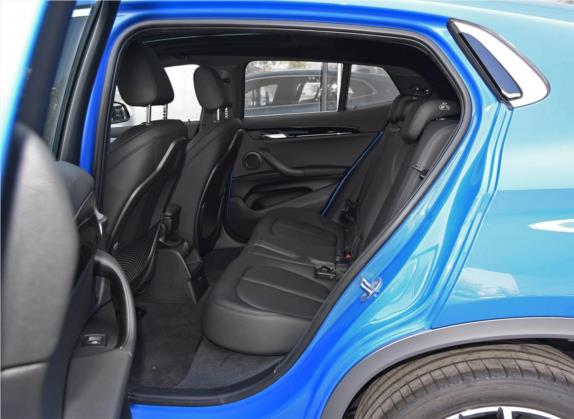 宝马X2(进口) 2018款 sDrive20i M越野套装 国V 车厢座椅   后排空间