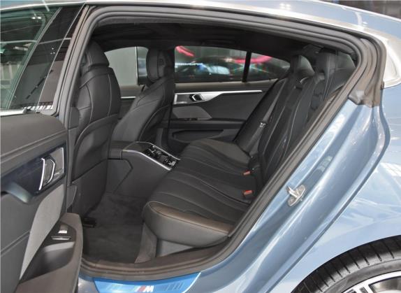 宝马8系 2019款 840i 四门轿跑车 M运动套装 车厢座椅   后排空间