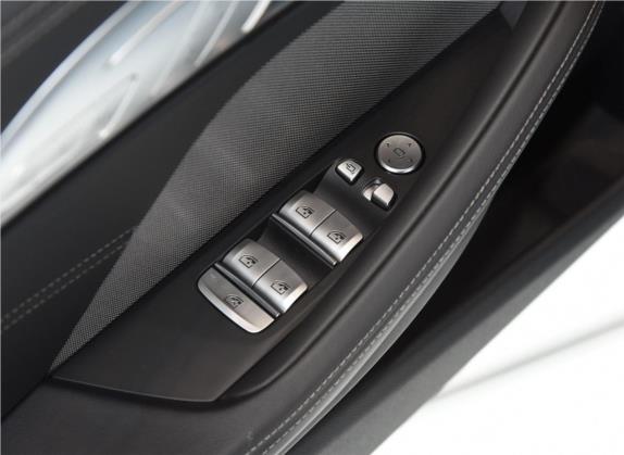 宝马8系 2019款 840i 四门轿跑车 M运动套装 车厢座椅   门窗控制