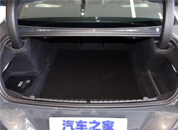 宝马8系 2019款 840i xDrive 四门轿跑车 M运动套装 车厢座椅   后备厢