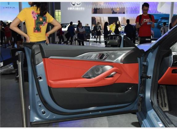 宝马8系 2019款 840i 四门轿跑车首发限量版 车厢座椅   前门板