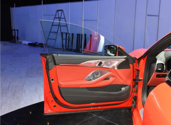 宝马8系 2021款 840i 四门轿跑车烈焰典藏版 车厢座椅   前门板