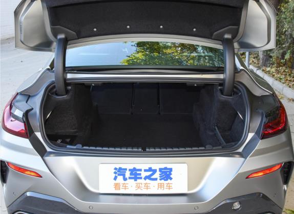 宝马8系 2021款 改款 840i xDrive 四门轿跑车 M运动套装 车厢座椅   后备厢