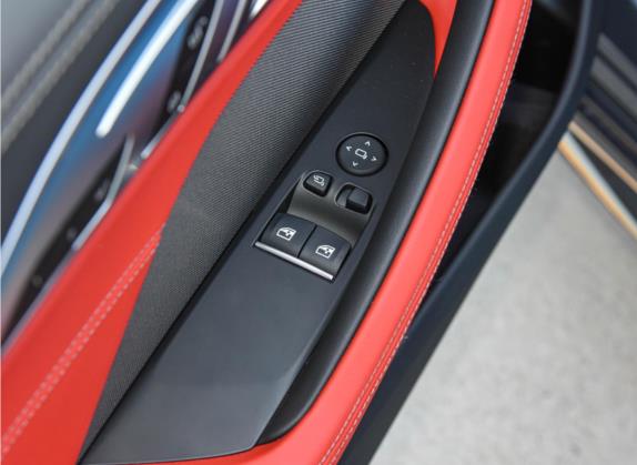 宝马8系 2021款 改款 840i 双门轿跑车 M运动套装 车厢座椅   门窗控制