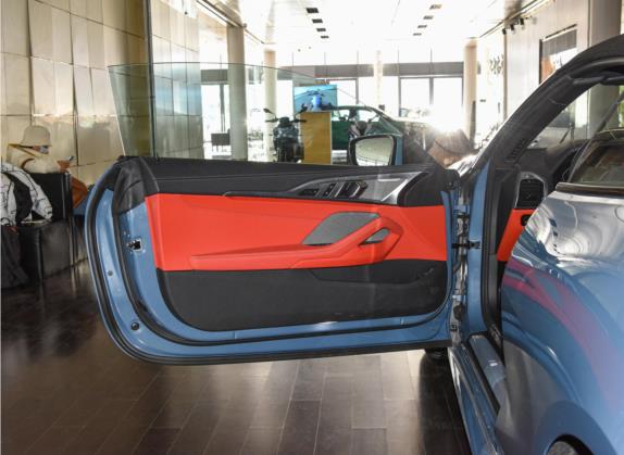 宝马8系 2021款 改款 840i 敞篷轿跑车 M运动套装 车厢座椅   前门板