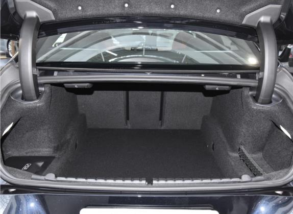 宝马8系 2022款 840i xDrive 四门轿跑车 M运动套装 车厢座椅   后备厢