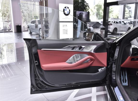 宝马8系 2022款 840i xDrive 四门轿跑车 M运动套装 车厢座椅   前门板