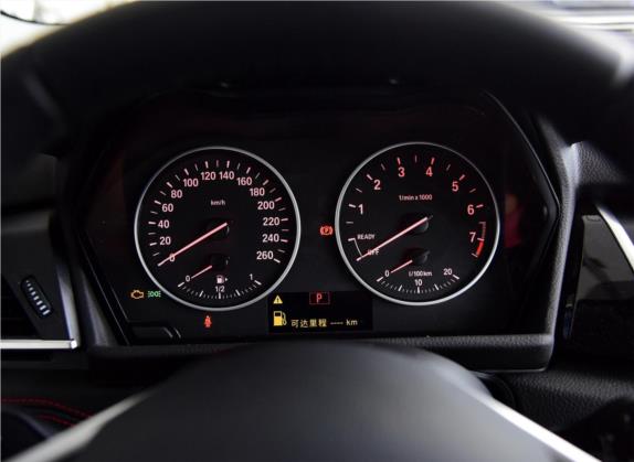 宝马2系多功能旅行车 2015款 218i 运动设计套装 中控类   仪表盘