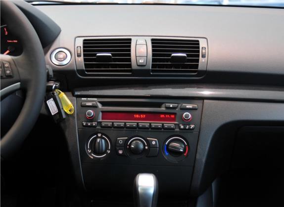 宝马1系(进口) 2011款 120i 双门轿跑车 中控类   中控台