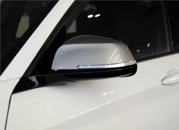 宝马1系(进口) 2013款 改款 M135i 5门版 外观细节类   外后视镜