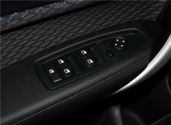 宝马1系(进口) 2013款 改款 M135i 5门版 车厢座椅   门窗控制