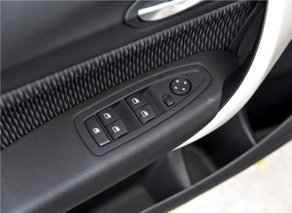 宝马1系(进口) 2015款 118i 领先型 车厢座椅   门窗控制