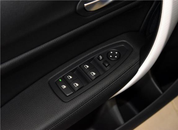 宝马1系(进口) 2016款 125i M 运动型 车厢座椅   门窗控制