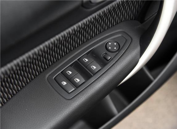 宝马1系(进口) 2018款 118i 领先型 车厢座椅   门窗控制