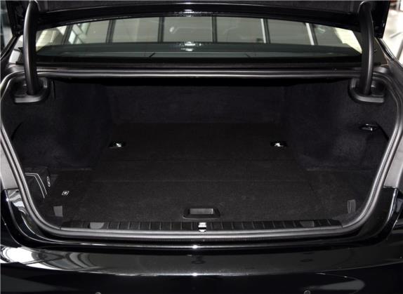 宝马7系新能源 2018款 740Le xDrive 车厢座椅   后备厢