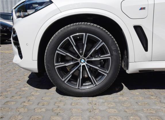 宝马X5新能源(进口) 2020款 xDrive45e M运动套装 其他细节类   前轮