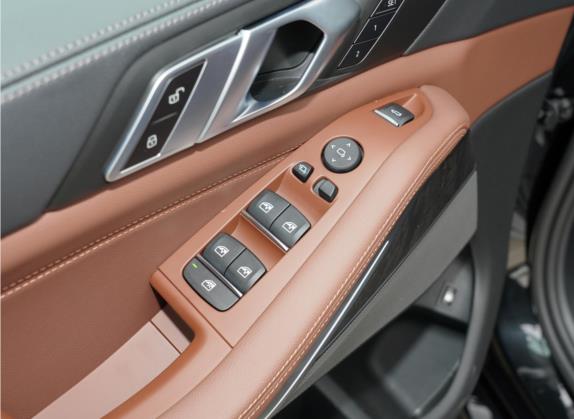 宝马X5新能源(进口) 2021款 xDrive45e M运动套装 车厢座椅   门窗控制