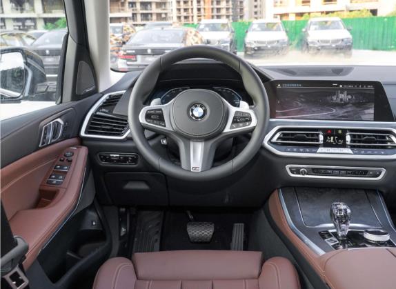 宝马X5新能源(进口) 2021款 改款 xDrive45e M运动套装 中控类   驾驶位