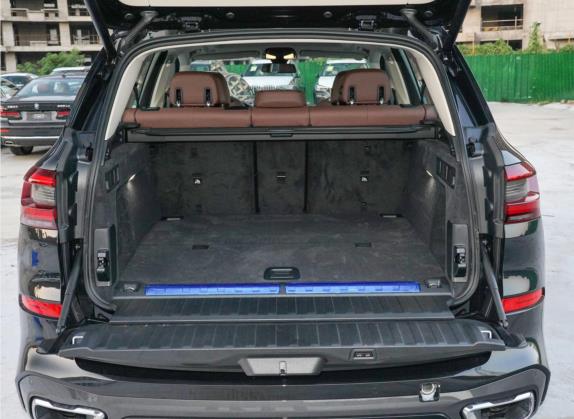 宝马X5新能源(进口) 2021款 改款 xDrive45e M运动套装 车厢座椅   后备厢