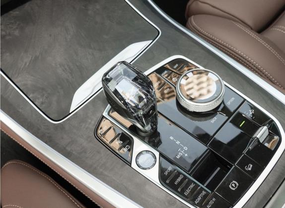 宝马X5新能源(进口) 2021款 改款 xDrive45e M运动套装 中控类   挡把