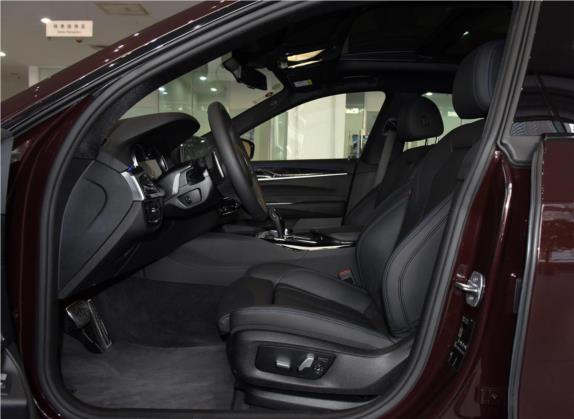 宝马6系GT 2018款 630i M运动套装 车厢座椅   前排空间