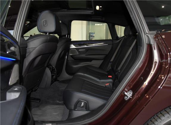 宝马6系GT 2018款 630i M运动套装 车厢座椅   后排空间