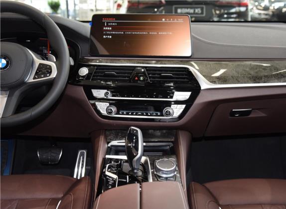 宝马6系GT 2021款 改款 630i M运动大旅行家版 中控类   中控台