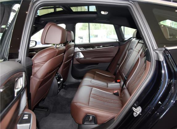 宝马6系GT 2021款 改款 630i M运动大旅行家版 车厢座椅   后排空间